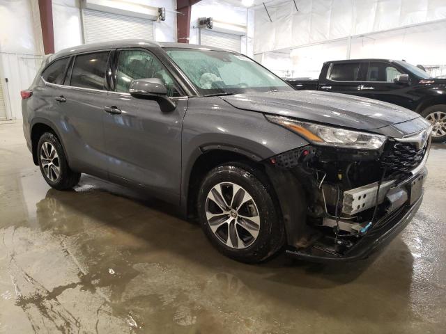 5TDGZRBHXLS025629 - 2020 TOYOTA HIGHLANDER XLE GRAY photo 4
