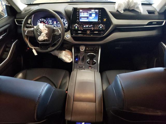 5TDGZRBHXLS025629 - 2020 TOYOTA HIGHLANDER XLE GRAY photo 8