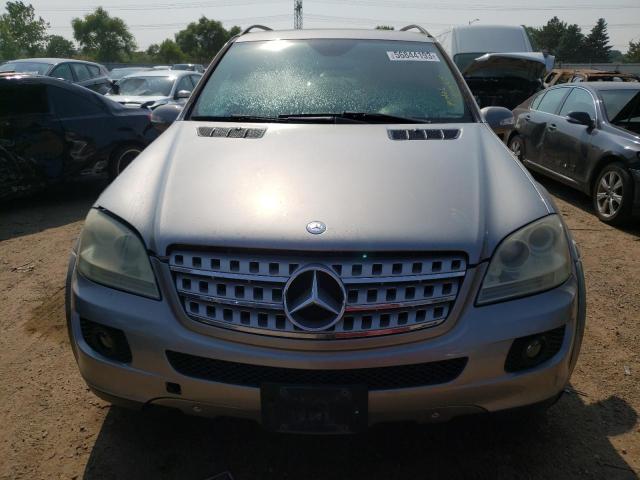 4JGBB75E66A067782 - 2006 MERCEDES-BENZ ML 500 SILVER photo 5