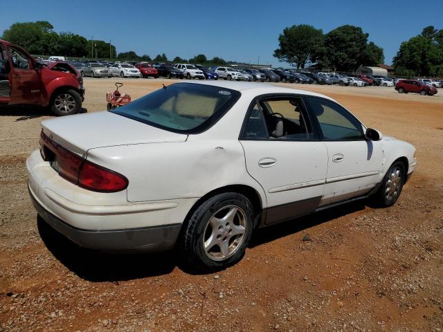 2G4WF551721246005 - 2002 BUICK REGAL GS WHITE photo 3