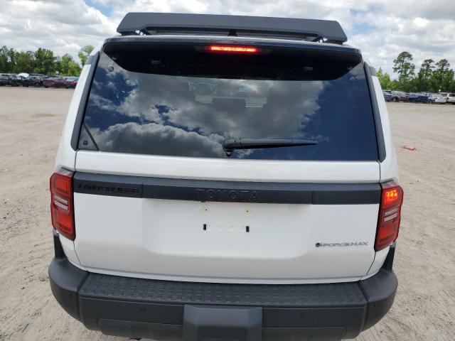 JTEABFAJ7SK028552 - 2025 TOYOTA LAND CRUIS BASE Biały zdjęcie 6