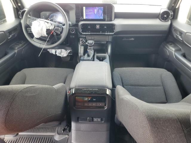 JTEABFAJ7SK028552 - 2025 TOYOTA LAND CRUIS BASE Biały zdjęcie 8