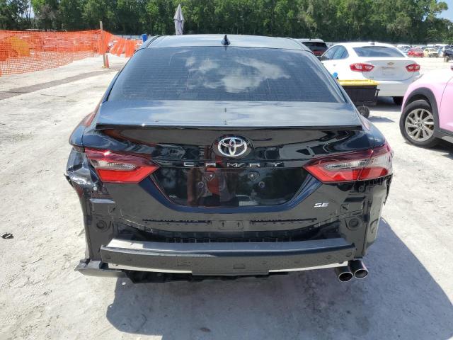 4T1G11AK8PU811691 - 2023 TOYOTA CAMRY SE NIGHT SHADE BLACK photo 6