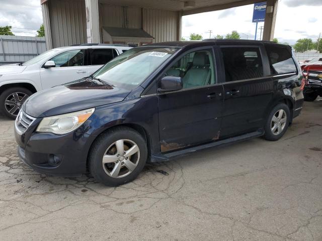 2011 VOLKSWAGEN ROUTAN SE, 