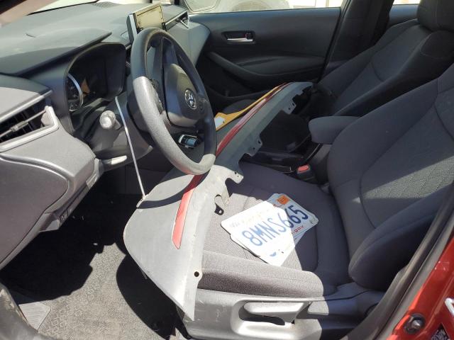 5YFEPRAE8LP061977 - 2020 TOYOTA COROLLA LE RED photo 7