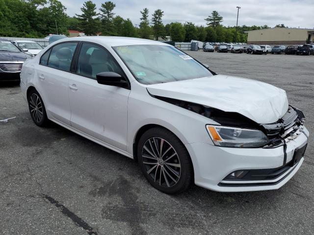 3VWD17AJ1GM395972 - 2016 VOLKSWAGEN JETTA SPORT WHITE photo 4