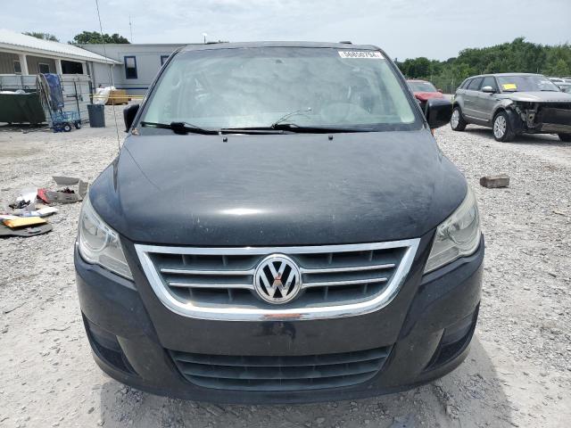 2V4RW3DG7BR803157 - 2011 VOLKSWAGEN ROUTAN SE BLACK photo 5