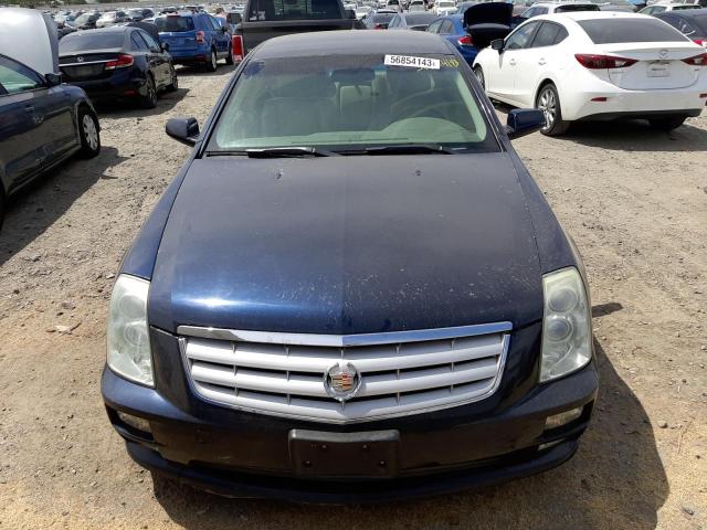 1G6DW677450126829 - 2005 CADILLAC STS BLUE photo 5