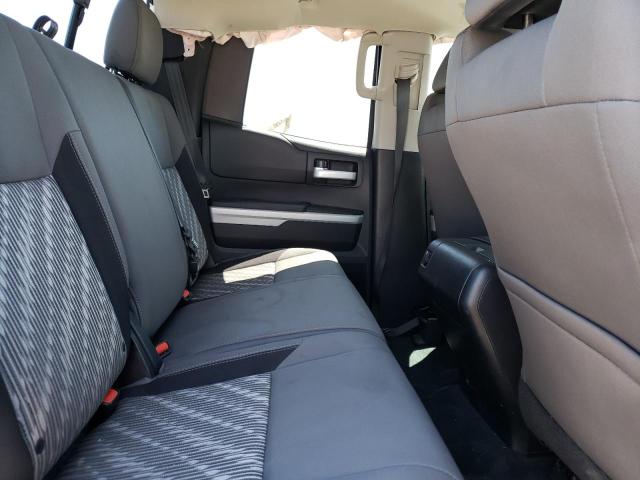 5TFUW5F12KX849439 - 2019 TOYOTA TUNDRA DOUBLE CAB SR/SR5 WHITE photo 10