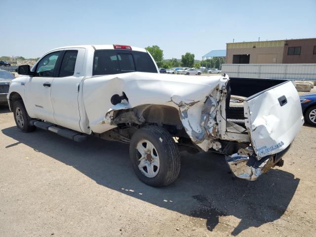 5TFCV54128X008392 - 2008 TOYOTA TUNDRA DOUBLE CAB WHITE photo 2