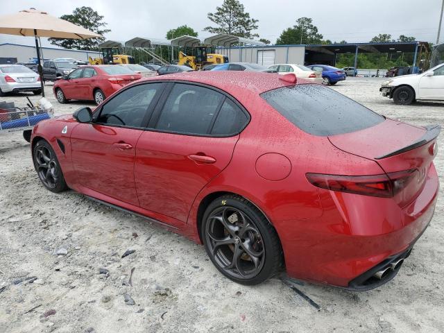 ZARFAMEV2N7660872 - 2022 ALFA ROMEO GIULIA QUADRIFOGLIO RED photo 2