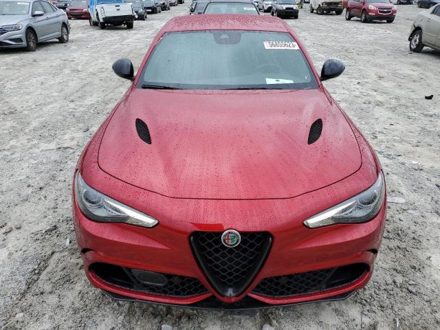 ZARFAMEV2N7660872 - 2022 ALFA ROMEO GIULIA QUADRIFOGLIO RED photo 5