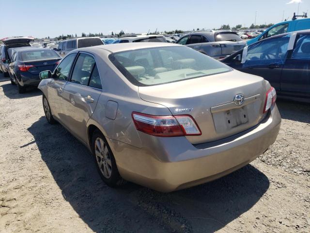 JTNBB46K173026341 - 2007 TOYOTA CAMRY HYBRID GOLD photo 2