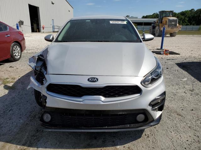 3KPF24AD5ME326807 - 2021 KIA FORTE FE SILVER photo 5