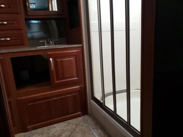 4UZACJDT8FCGK2678 - 2015 FREIGHTLINER CHASSIS XC კრემისფერი ფოტო 6