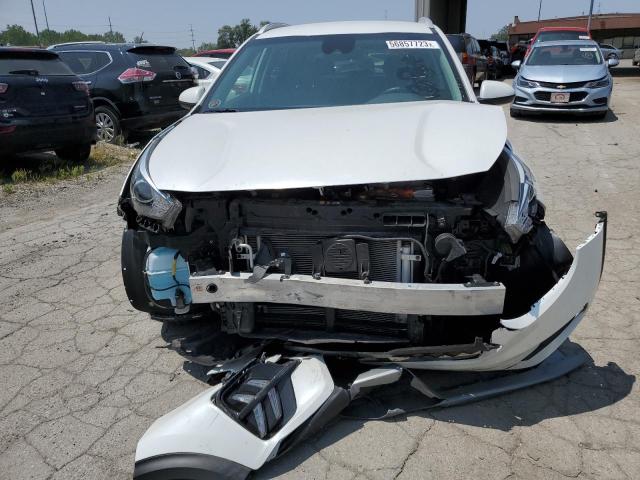 KNDCB3LC2N5548963 - 2022 KIA NIRO LX WHITE photo 5