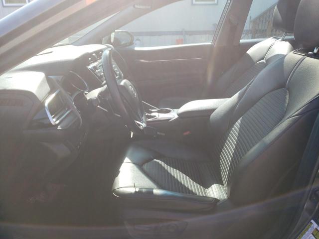 4T1B11HK7JU531266 - 2018 TOYOTA CAMRY L 灰色 照片 7