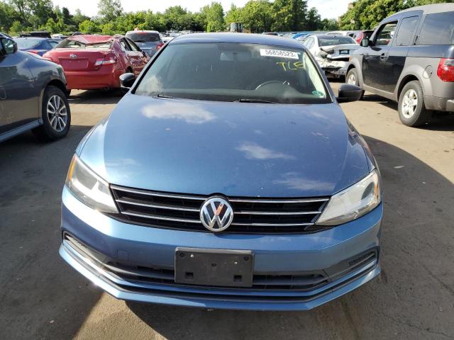 3VW2K7AJ2FM355029 - 2015 VOLKSWAGEN JETTA BASE Blau Foto 5