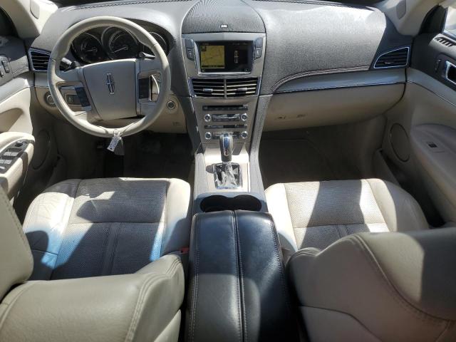 2LMHJ5AT0ABJ06003 - 2010 LINCOLN MKT WHITE photo 8