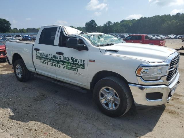 3C6UR4CJ2LG297024 - 2020 RAM 2500 TRADESMAN WHITE photo 4