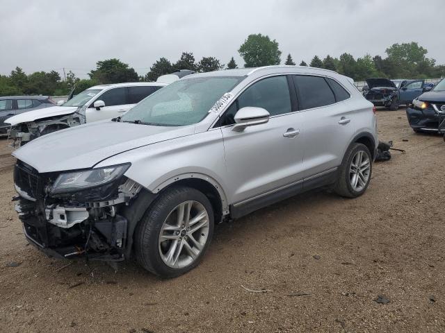 5LMCJ3D95KUL22724 - 2019 LINCOLN MKC RESERVE ვერცხლისფერი ფოტო 1