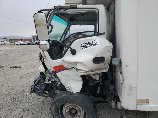 J8DE5B16067301324 - 2006 GMC 5500 W55042-HD WHITE photo 9