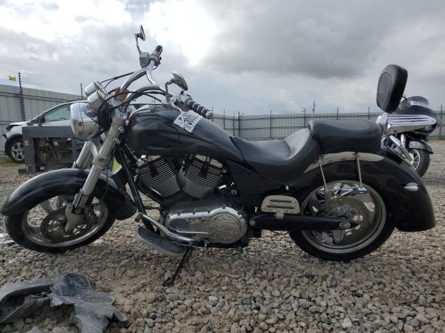 5VPCB26D663000462 - 2006 VICTORY MOTORCYCLES KINGPIN შავი ფოტო 3