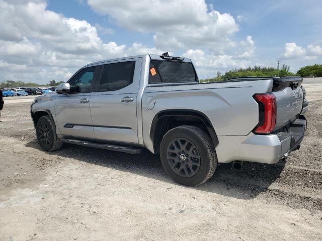 5TFNA5AB7RX035218 - 2024 TOYOTA TUNDRA CREWMAX PLATINUM Күміс фото 2