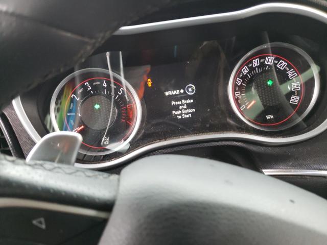 2C3CDZFJ3GH311695 - 2016 DODGE CHALLENGER R/T SCAT PACK RED photo 9