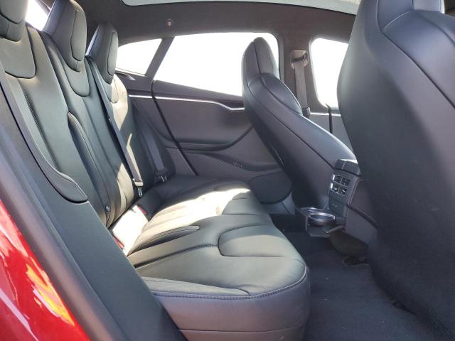 5YJSA1E20HF211072 - 2017 TESLA MODEL S Qırmızı foto 10