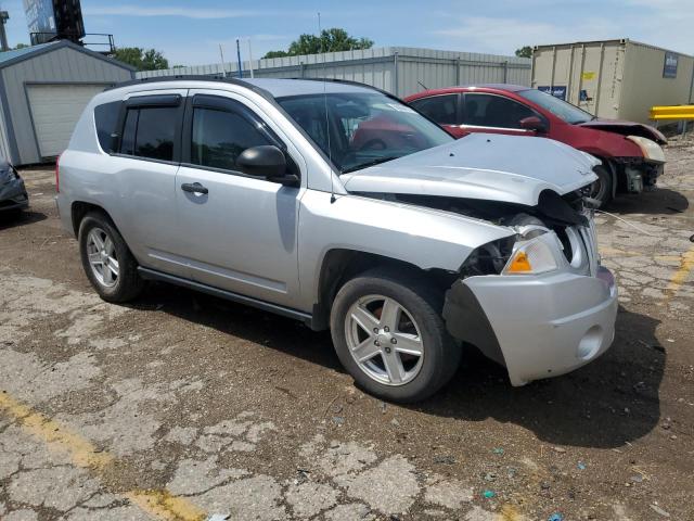 1J8FT47087D265811 - 2007 JEEP COMPASS SILVER photo 4