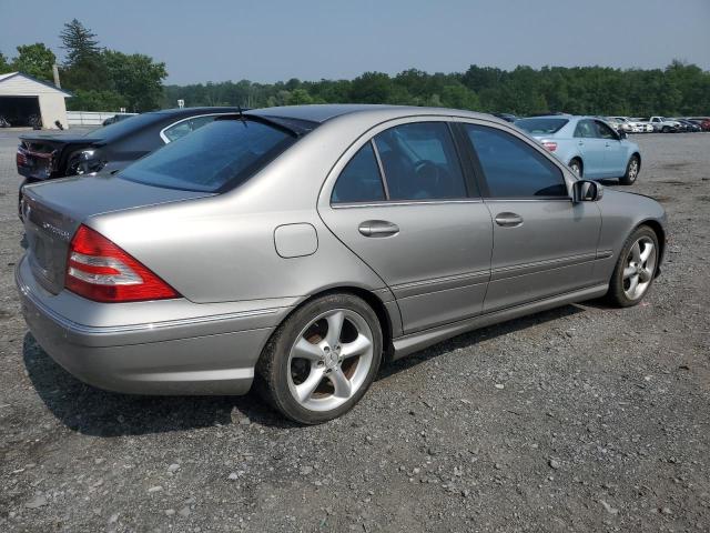 WDBRF40J55F624725 - 2005 MERCEDES-BENZ C 230K SPORT SEDAN BEIGE photo 3