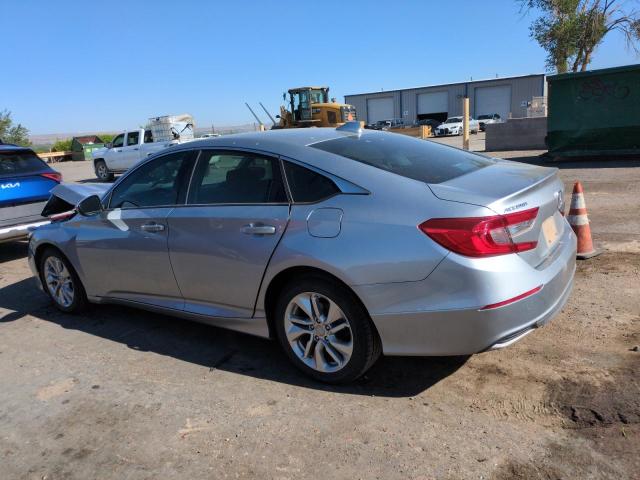 1HGCV1F18JA094842 - 2018 HONDA ACCORD LX فضي صورة 2