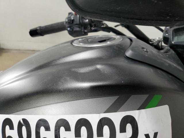 JKAENEC17NDA04049 - 2022 KAWASAKI EN650 C GRAY photo 9