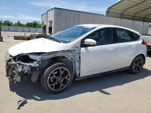 1FADP3K23EL391833 - 2014 FORD FOCUS SE WHITE photo 1