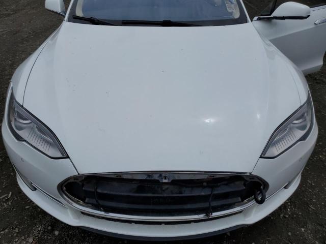 5YJSA1H14EFP48638 - 2014 TESLA MODEL S 白色 照片 11