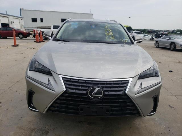 JTJGARBZ5M2189411 - 2021 LEXUS NX 300 BASE Srebrny zdjęcie 5