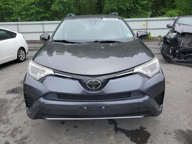 JTMBFREV4JJ730246 - 2018 TOYOTA RAV4 LE Gris foto 5