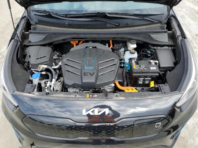 KNDCC3LG1N5158839 - 2022 KIA NIRO S BLACK photo 12