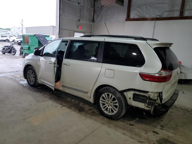 5TDYK3DC8FS664376 - 2015 TOYOTA SIENNA XLE WHITE photo 2