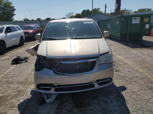 2C4RC1BG6DR646198 - 2013 CHRYSLER TOWN & COU TOURING 金色 照片 5