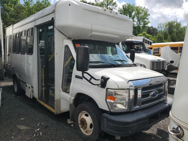 2017 FORD ECONOLINE E450 SUPER DUTY CUTAWAY VAN, null