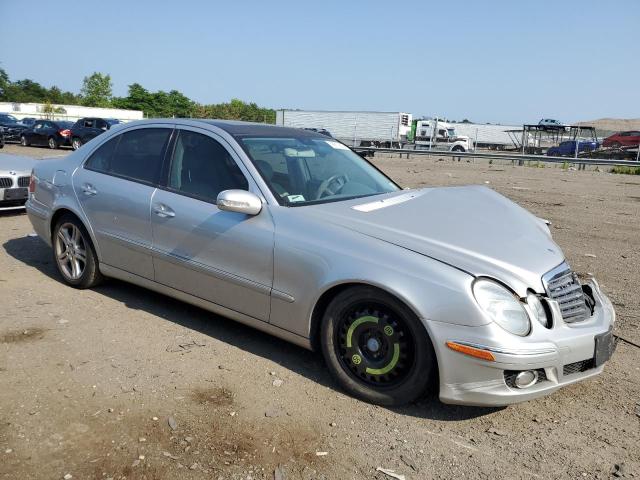 WDBUF70J35A755595 - 2005 MERCEDES-BENZ E 500 SILVER photo 4