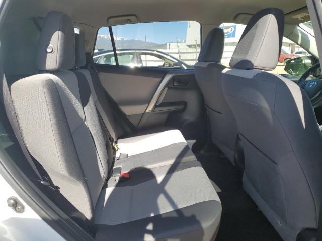 JTMBFREVXFD147475 - 2015 TOYOTA RAV4 LE WHITE photo 10