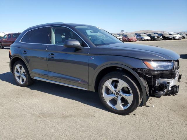 WA1FAAFYXP2154945 - 2023 AUDI Q5 PRESTIGE 45 GRAY photo 4