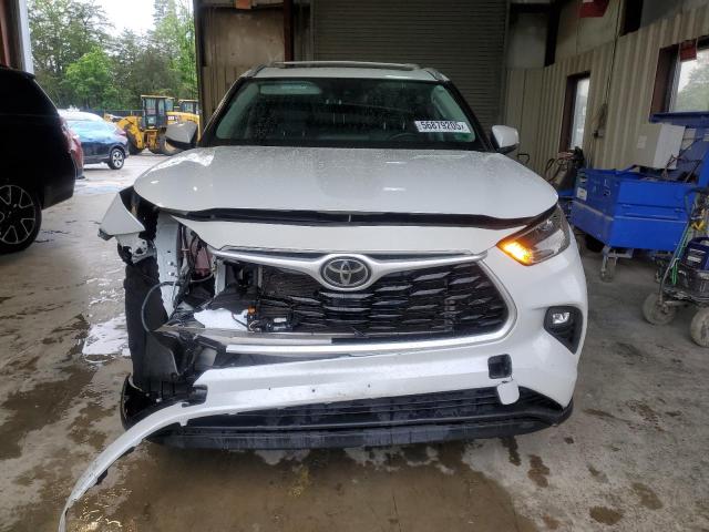 5TDGZRBH4NS195276 - 2022 TOYOTA HIGHLANDER XLE WHITE photo 5