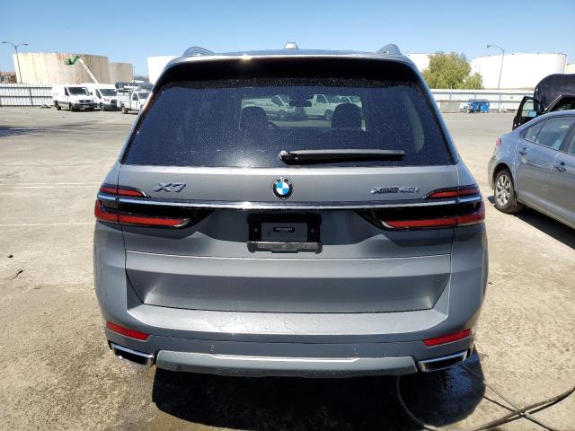 5UX23EM01R9S95432 - 2024 BMW X7 XDRIVE40I GRAY photo 6