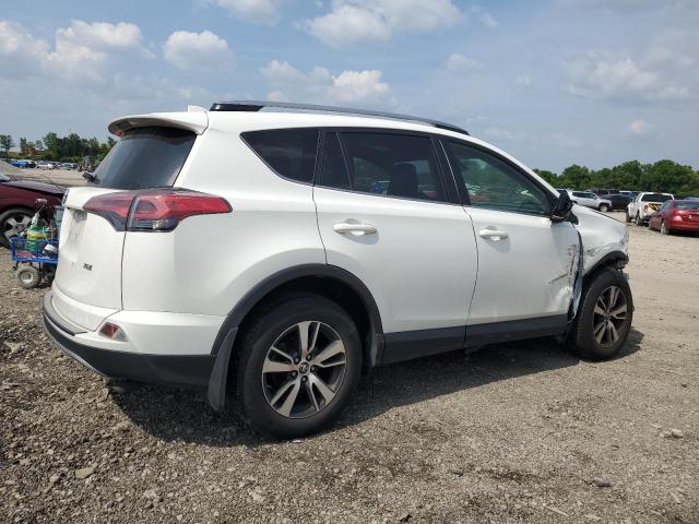 JTMWFREVXJJ733525 - 2018 TOYOTA RAV4 ADVENTURE WHITE photo 3