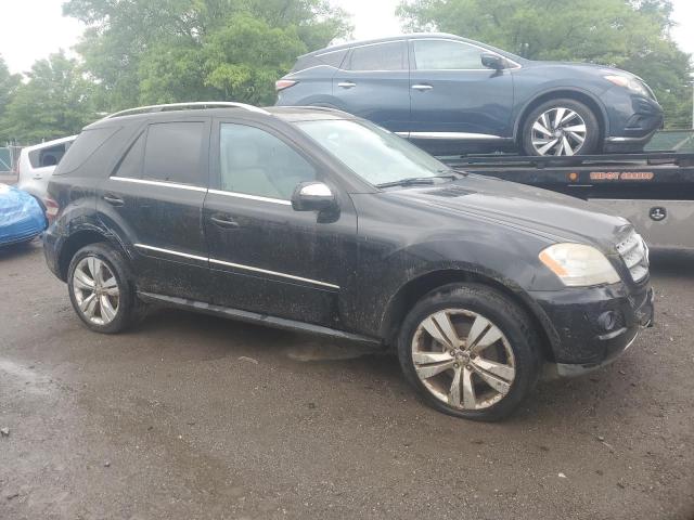 4JGBB8GB1AA589267 - 2010 MERCEDES-BENZ ML 350 4MATIC BLACK photo 4