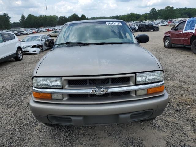 1GNCS13W02K101244 - 2002 CHEVROLET BLAZER TAN photo 5